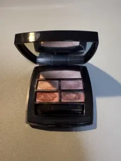 レベージュ パレット ルガール　クール ドゥ シャネル