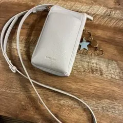 ベイフロー　スマホショルダーバッグ