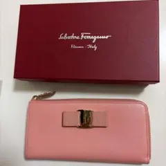 Salvatore Ferragamo 長財布 ピンク ヴァラ リボンのサムネイル