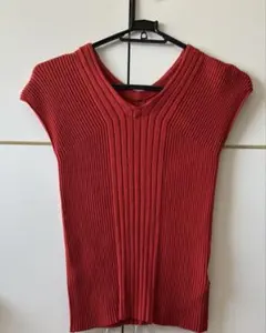オフオン　Vネック リブニット ノースリーブのサムネイル