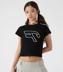 FCMM LACE LINE CROP TEE ブラック