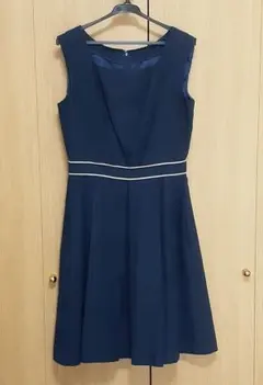 ネイビー Vネック ノースリーブ ワンピース★Mサイズ