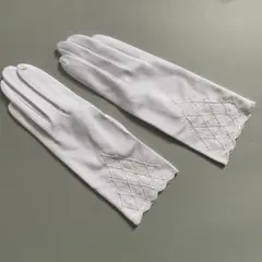 ホワイト刺繍グローブ 手袋