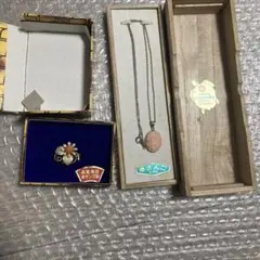 Item thumbnail for item d98a60b2-26d5-4551-bb61-92e9a6ca67e3