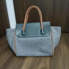 Item thumbnail for item f8fde6e6-c6c3-4607-89c2-5da0cc70bdca