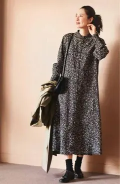 リブ　イン　コンフォート　はまじとコラボ　花柄ワンピース　ＭP