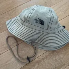 ノースフェイス　キッズ　帽子　バケットハット　ベージュ