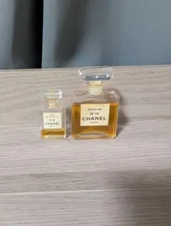 CHANEL No.19 オードゥパルファム + N5