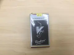 Item thumbnail for item 9551e649-a517-4c32-97f7-3547a0f0af0e