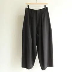 【美品/定価5.7万】Khadi and Co WAGRAM PANTS 美品/定価5.7万】Khadi and Co WAGRAM PANTS - メルカリ