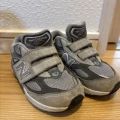 New Balanceニューバランス990 グレー キッズスニーカー15.5cmのサムネイル