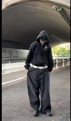 H&M スーパーバギーデニム　32 30 円堂守