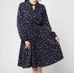 【最終値下】ハニーズ花柄ワンピース