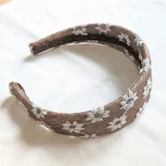 acca カチューシャ ヘアバンド 刺繍のサムネイル
