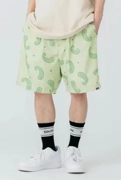 サイラス/ペイズリーショートパンツ/ボックスタック/総柄/XL/新品タグ付きのサムネイル