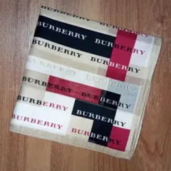バーバリーBURBERRY大判ハンカチ（赤、黒、白、ベージュ＆ロゴ）