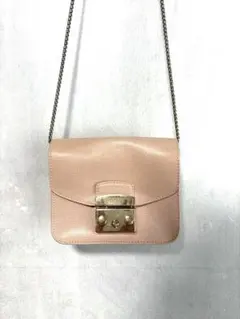 FURLA メトロポリス ショルダーバッグ ピンク チェーン【難あり】のサムネイル