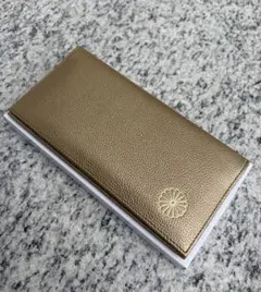 【新品】皇居菊紋　長財布　本革　ゴールドのサムネイル