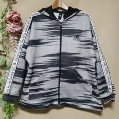 Item thumbnail for item 8bb0787f-b6f4-4839-ba62-3a03dd123a1b