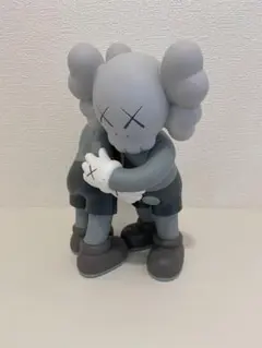 Kaws Holiday Figure グレー/ブラック 約20cm - メルカリ