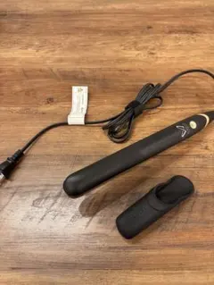 《ほぼ未使用》KINUJO ストレートヘアアイロン