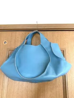 Item thumbnail for item 6d915507-b5aa-4e41-8931-42d4ca2e0127