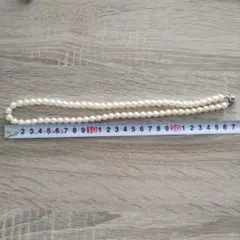 パールネックレス クリーム色