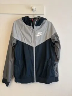 Nike フード付きジャケット