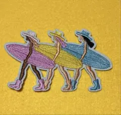 A471 米国　ハワイ　サーファーガール　刺繍ワッペン　アイロン