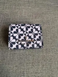 kate spade new york 三つ折り財布