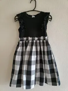 オンワード　any fam　肩フリル付き黒白　夏チェックワンピース 120cm
