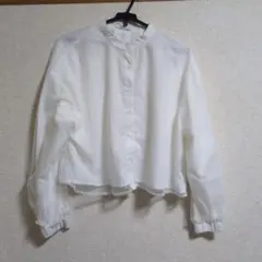 earth music&ecology ホワイト長袖シャツ