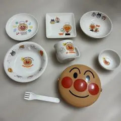 アンパンマン 子ども用食器6点、お弁当箱など