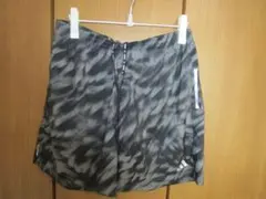 【極美品】オウン ザ ラン 総柄プリント ショーツ ハーフパンツ アディダス