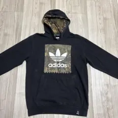 古着　adidasパーカー　レディースL 裏起毛