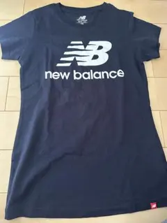 子ども　New Balance ロゴプリント Tシャツ ネイビー XSのサムネイル