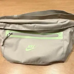 ナイキ　エレメンタル プレミアム ウェストパック　ボディバック　ヒップバック