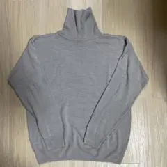 グレー タートルネックニット 長袖