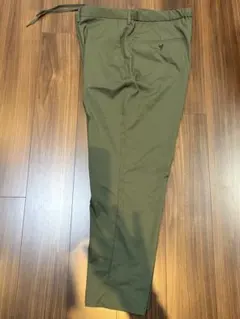 GU、ジーユー、3XL オリーブグリーン 、イージーチノパンツ、美品