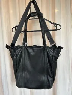 aniary アニアリ　ブラックレザートートバッグ