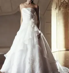 ウェディングドレス