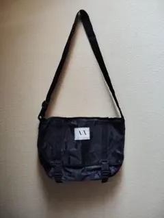 ☆Armani Exchange 黒 ショルダーバッグ☆
