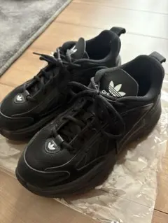 adidas スニーカー オズガイア / OZGAIA ブラック