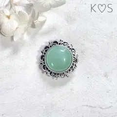 帯留め「唐草円形フレーム天然石/グリーンアベンチュリン」 瑪瑙 緑 インド翡翠