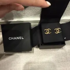 CHANEL ココマーク ピアス ゴールドカラーのサムネイル