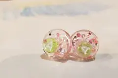 ★☆イニシャル【A】★ホログラム入り ノンホールピアス/イヤリング