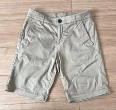 ユニクロ　ベージュ ショートパンツ ジッパー付き150cm