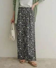 URBAN RESEARCH DOORS フラワープリントイージーパンツ