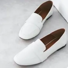 【美品】ナノユニバース 白 レザー ローファー