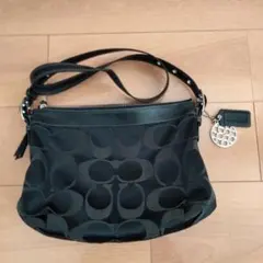 COACH ブラック ショルダーバッグ ロゴ